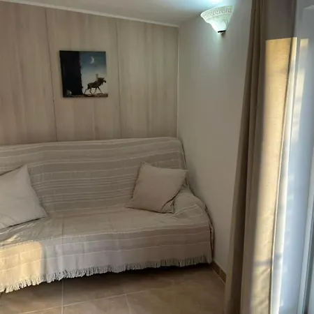 Danesa * Estepona